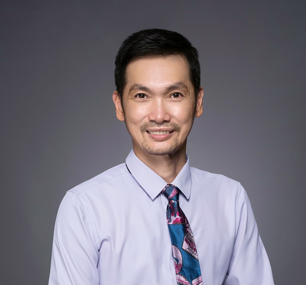 Ediyanto Liu